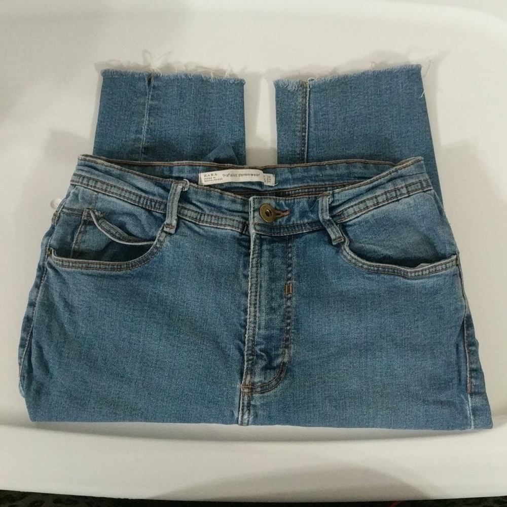 ZARA High Rise Skinny Raw Hem Medium Wash - Size 4